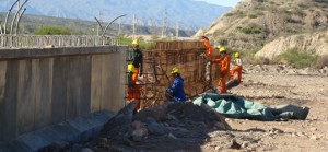 Puente sobre el río Villa Vil