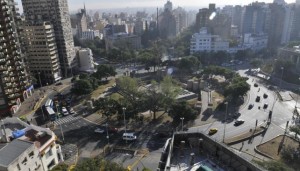 Agregarán un carril a la rotonda de Plaza España para aliviar el tránsito