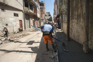 Tendido Eléctrico en  Barrio «LOS PILETONES» 2,6 Millones