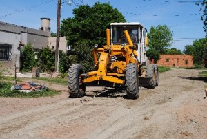 2 Ofertas en Rawson, Movimiento de Suelo, Apertura de Calles, Red Eléctrica  $33 Millones