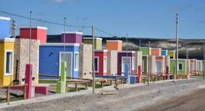 Harán viviendas y una red eléctrica en Puerto Madryn