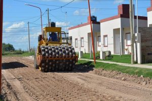 Apertura de sobres para la obra de pavimentación de la calle Seguí