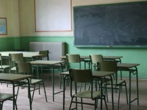 Siete ofertas para la construcción de doce aulas en Santa Fe