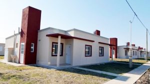 Paraná: evalúan la construcción de otras 300 viviendas en terrenos del Ejército