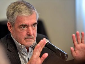 Das Neves dispuso sanciones contra dos constructoras