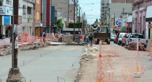 Organización Industrial Construcciones (Oicsa) ensancha la calle Corrientes en Paraná $ 7 Millones