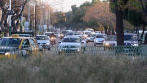 PetersenThiele y Cruz empiezan a arreglar la Costanera: tendrá onda verde de Brasil al Avión