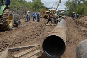 Gobernadores, en alerta por la distribución de nuevas obras