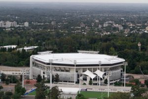 El estadio de Mendoza costó cuatro veces más de lo presupuestado