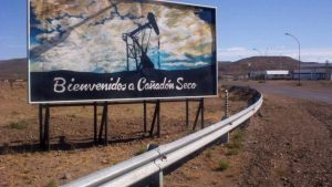 Obras de mejoramiento y embellecimiento comunal en Cañadón Seco 4 Ofertas  $3 Millones