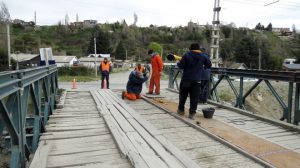 El nuevo puente del Ñireco traerá también asfalto