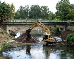 Presa de Regulación del Arroyo Pergamino 13 Ofertas $1317 Millones