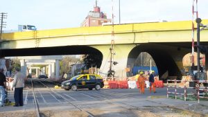 El puente de Juan B. Justo comienza a despedirse de Palermo