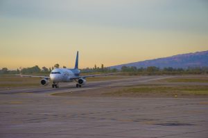 Rehabilitación de pista y rodajes del Aeropuerto Internacional “Domingo Faustino Sarmiento”  $214 Millones