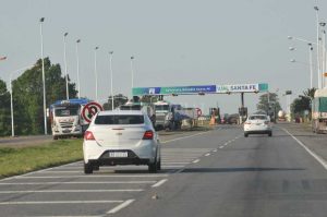 Repavimentación de  autopista Rosario – Santa Fe KM 32 Km 100 / 7 Ofertas  $960 Millones