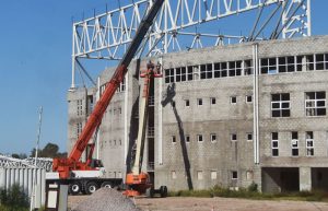 Megaestadio: Cinter realiza el techo $200 Millones