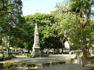 Remodelación de la plaza Independencia en Tucumán  $170 millones