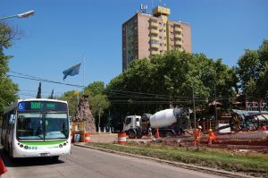 Florencio Varela: $234 millones en las paradas del Metrobus de avenida San Martín