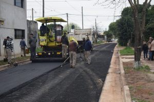 Laprida Pcia Bs.As. 32 cuadras pavimentación y repavimentación 4 ofertas $32 Millones