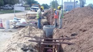 Con varios frentes de trabajos simultáneos se ejecuta el Colector Cloacal Sudeste de la ciudad de Paraná