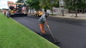 ECOP Construcciones SRL comenzó pavimentación en Catriló $ 33 Millones