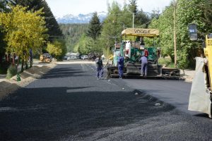 10 cuadras de asfalto u hormigón en La Angostura Ofertas $ 26 Millones