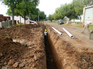 Fernández en el ENOHSA: infraestructura para la AU, perforaciones de agua y colectores cloacales