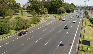 Comenzaron las tareas de repavimentación en la Lugones CABA