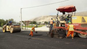 Avanza el plan de pavimentación del sector sur de Rada Tilly con fondos municipales