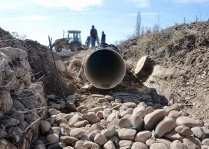 Se “suspendió” la licitación del acueducto Monte Comán – La Horqueta