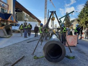 En Bariloche, ECOSUR Bahía avanza a buen ritmo la obra del colector cloacal sobre Bustillo