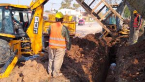 Ingeniero Quaranta  avanza la ejecución del Colector Cloacal Sudeste en Parana