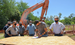 Proba y Tecnipisos reactivan la obra de conexión del colector principal de la Red Cloacal General Rodríguez