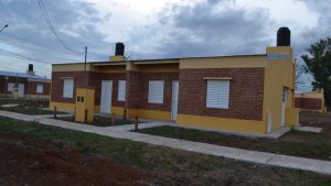 Construcción de 28 viviendas, Obras complementarias, arbolado y alumbrado público del conjunto – Corrientes  $131M