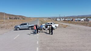 Después de once años, comenzaron a construir los acceso a Jacobacci