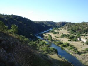 Revestimiento Canal Maestro Pichanas Margen Izquierda Tramo Ruta Nacional 38 – Ramal 4 $89M