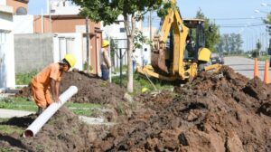 San Cayetano: Adjudicaron obra de desagües cloacales para barrio Boca del Tigre