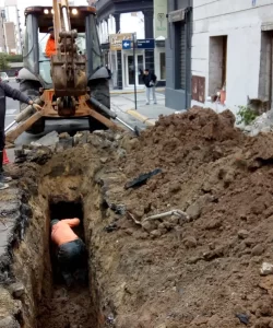 Reemplazarán caños de agua antiguos en el centro de Paraná