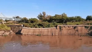 LICITACIÓN PARA LAS OBRAS DE PROTECCIÓN CONTRA LA EROSIÓN FLUVIAL DEL TERRAPLÉN GARELLO EN COLASTINÉ NORTE