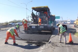 PAVIMENTACIÓN RAMAS DE DISTRIBUIDOR PARAJE EL OMBÚ