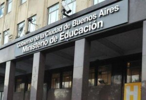 Propiedades: se vendió el edificio del ex Ministerio de Educación porteño por más de U$S7 millones