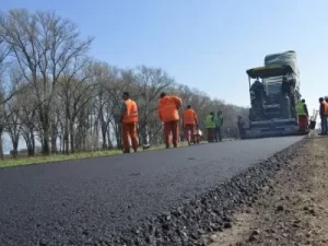 Provincia de Bs.As. tendría un «tercer carril de sobrepaso» en rutas