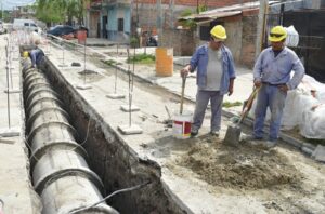 DESAGÜES PLUVIALES EN BARRIO PRADO Y LOS NARANJOS