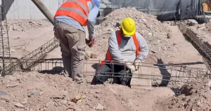 Reclaman empresas por obra pública