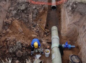 Invertirán $800 millones de pesos para aumentar el caudal de agua en la zona sur de EERR
