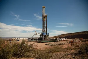 YPF Avanza en su Estrategia de Desinversión para Focalizarse en Vaca Muerta