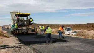 Neuquén adjudica obras clave para Moquehue y Meliquina: más de $46.800 millones en inversión vial
