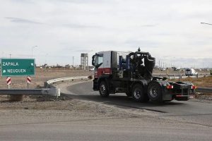 Neuquén inicia plan de obras clave en Ruta Nacional 22: ampliaciones, nuevos puentes y reordenamiento vial