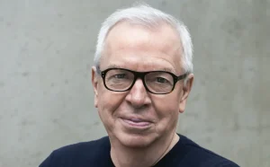 David Chipperfield: “En Galicia se valora lo que se tiene; en el mundo anglosajón, la felicidad se mide por el consumo”