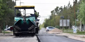 Pavimento, luminarias y semáforos: arrancaron las obras sobre avenida 32